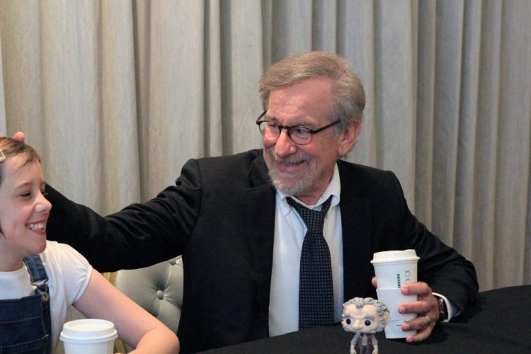Steven-Spielberg-and-Ruby-Barnhill-1024x683