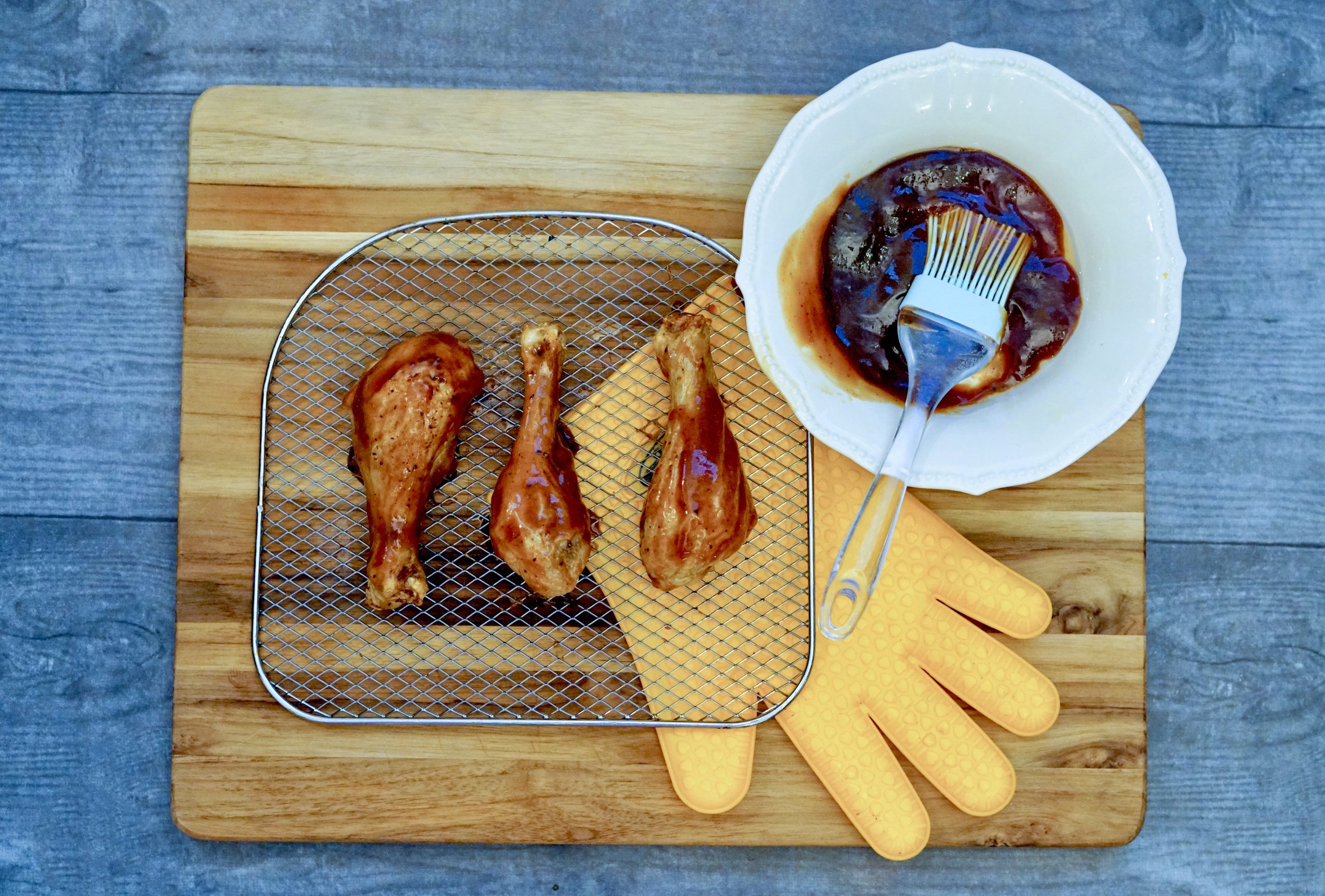 Coat drumsticks with BBQ sauce